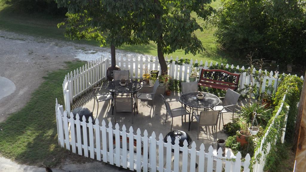 Twin Lakes Inn Bull Shoals Room photo