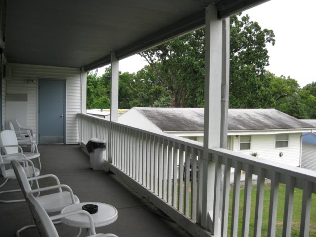 Twin Lakes Inn Bull Shoals Exterior photo